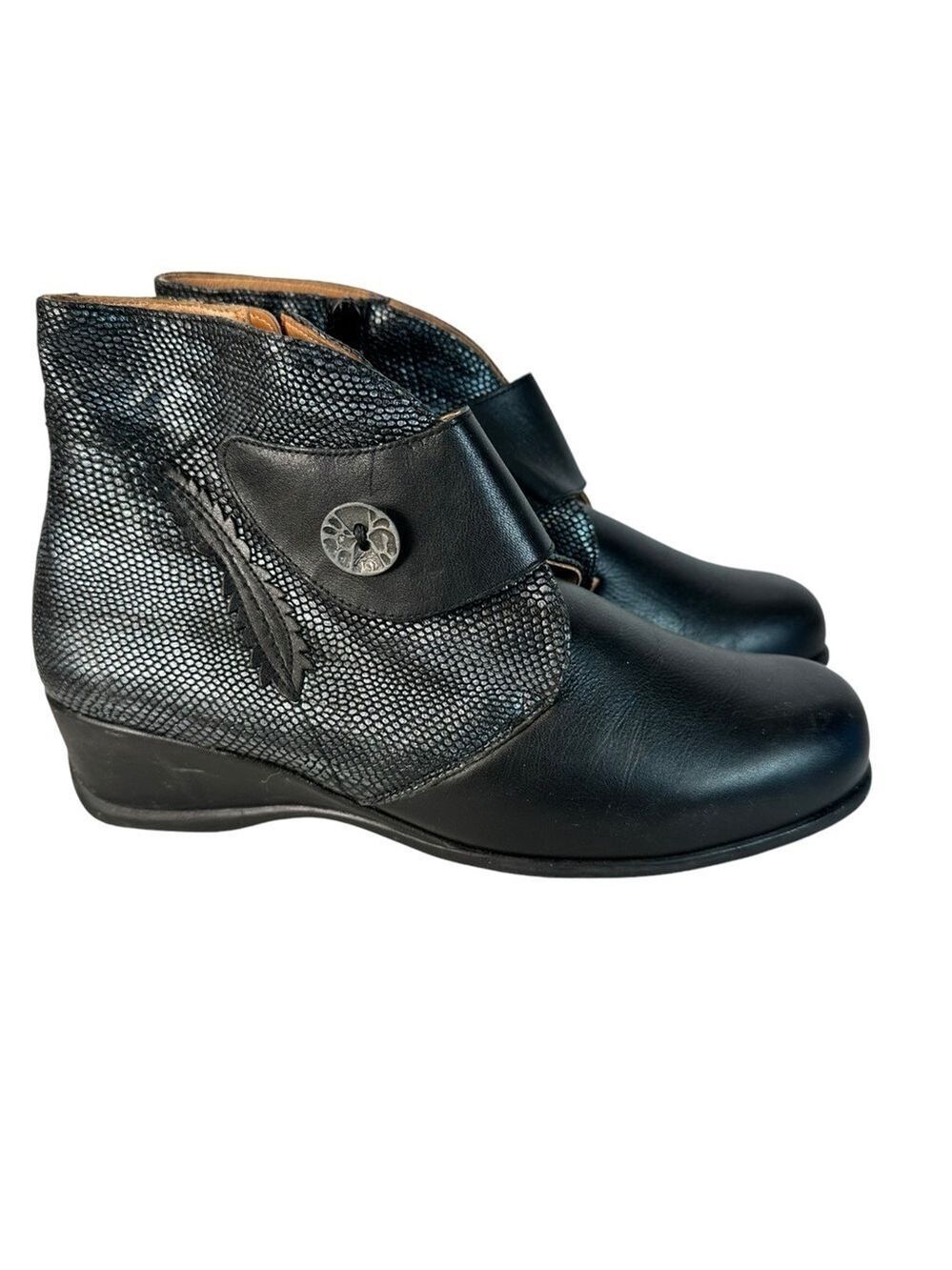 Portofino Ankle Boots Size 10 Euro 41 Women Black Snakeskin Shearling Winter